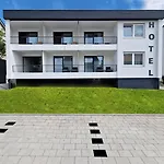 Am Kurpark 3*