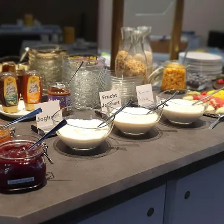 Ξενοδοχείο Am Kurpark